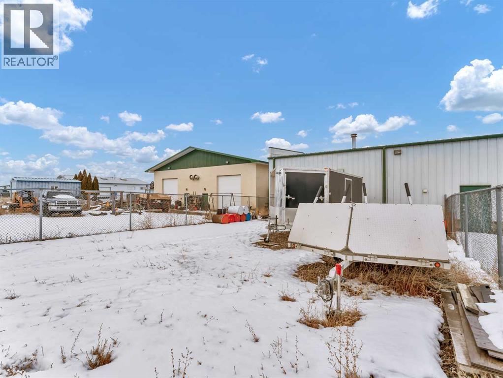 97 South West Drive SW, Medicine Hat, Alberta  T1B 4J6 - Photo 8 - A2274604
