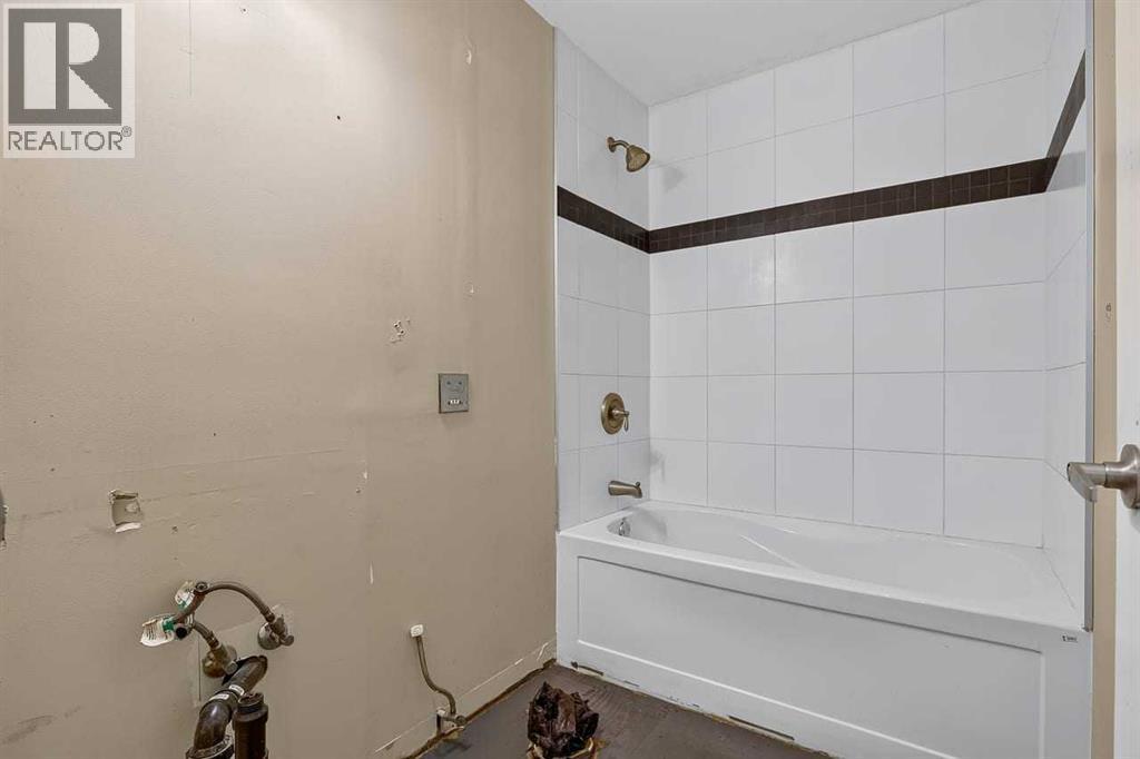 130 Woodbrook Way SW, Calgary, Alberta  T2W 4R6 - Photo 16 - A2321860