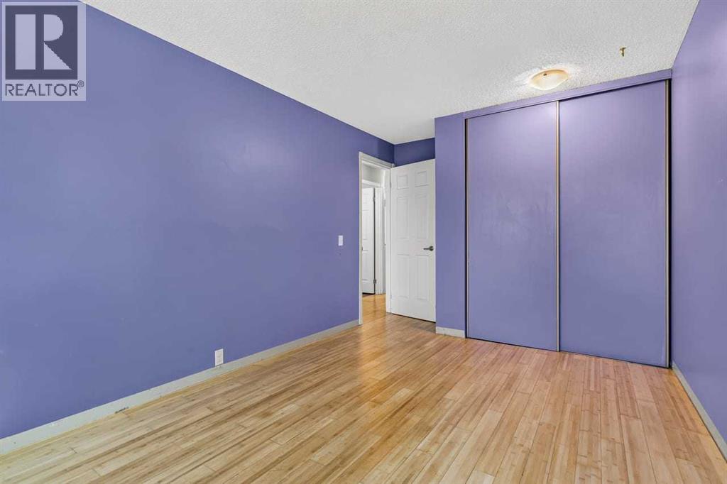130 Woodbrook Way SW, Calgary, Alberta  T2W 4R6 - Photo 15 - A2321860