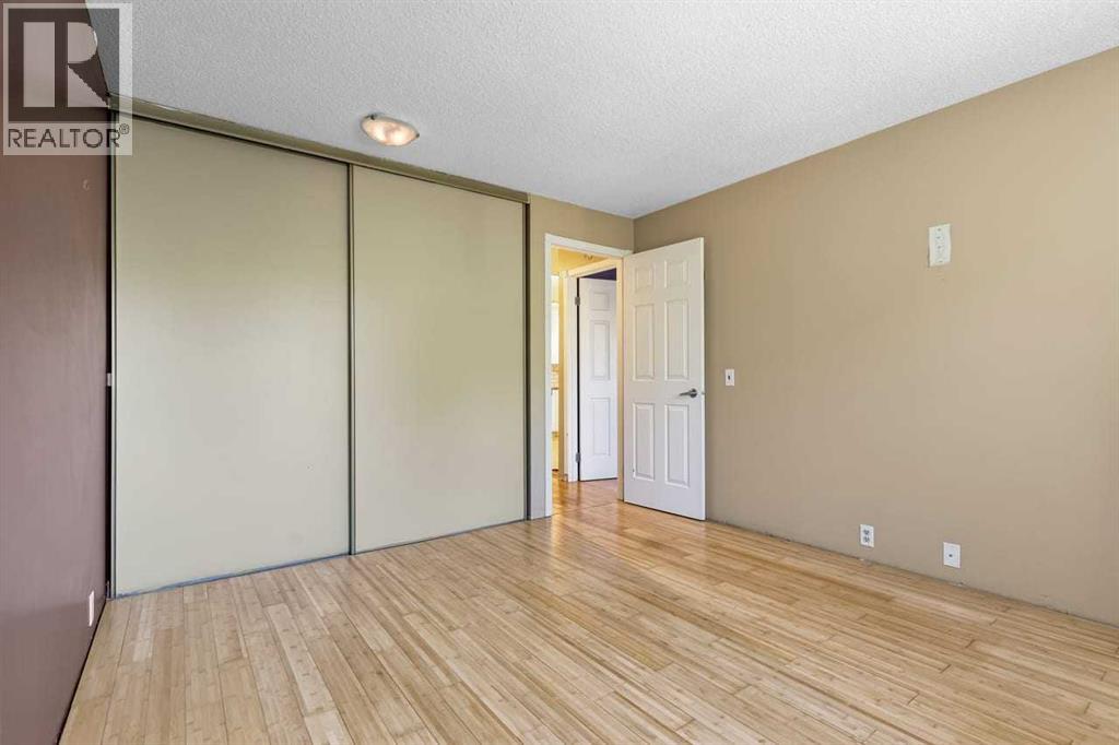 130 Woodbrook Way SW, Calgary, Alberta  T2W 4R6 - Photo 19 - A2321860