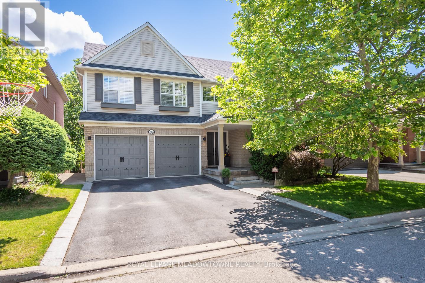 700 MARLEY CRESCENT, Milton, Ontario