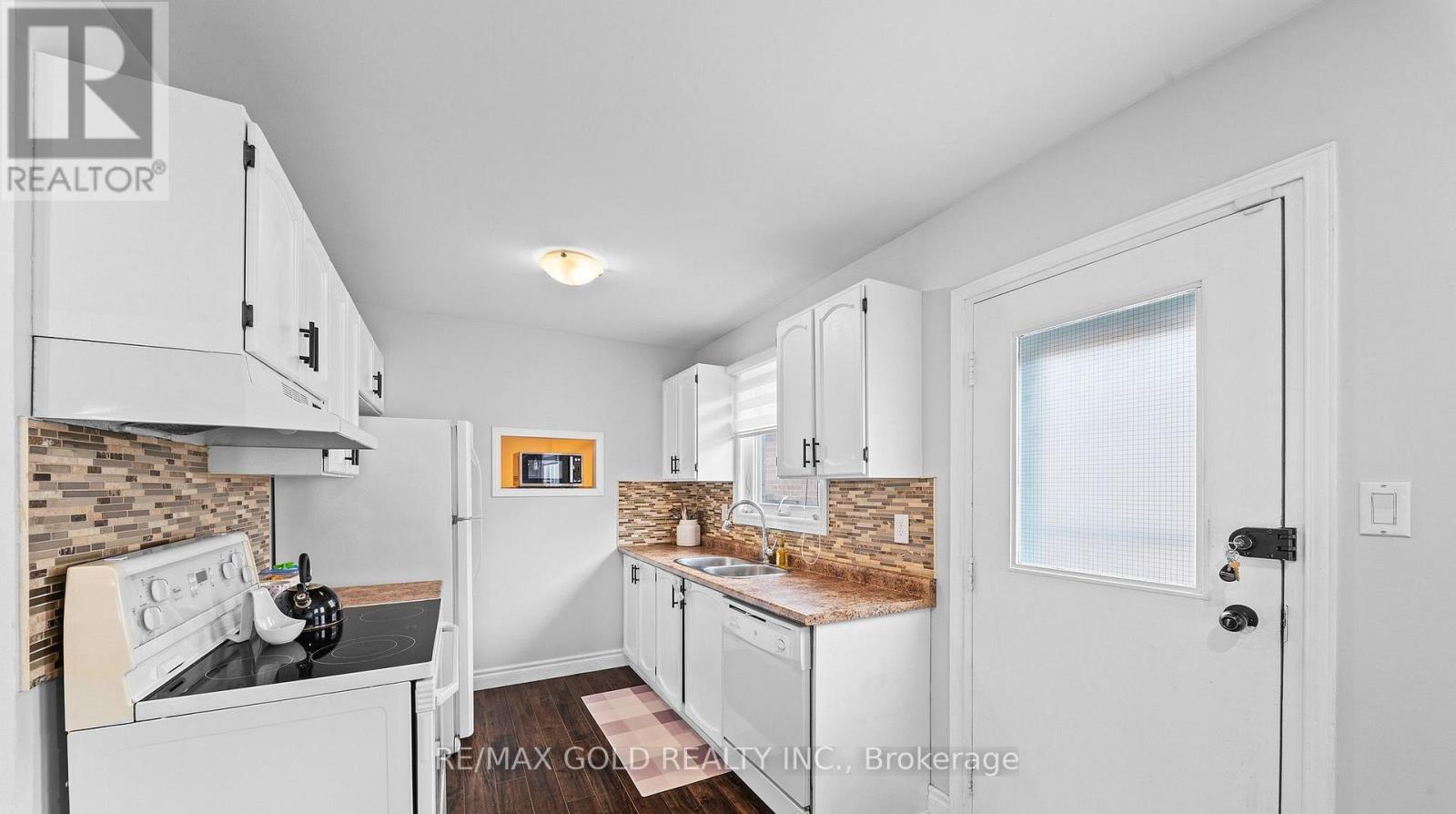 128 Martindale Crescent, Brampton, Ontario  L6X 2V1 - Photo 14 - W13483590