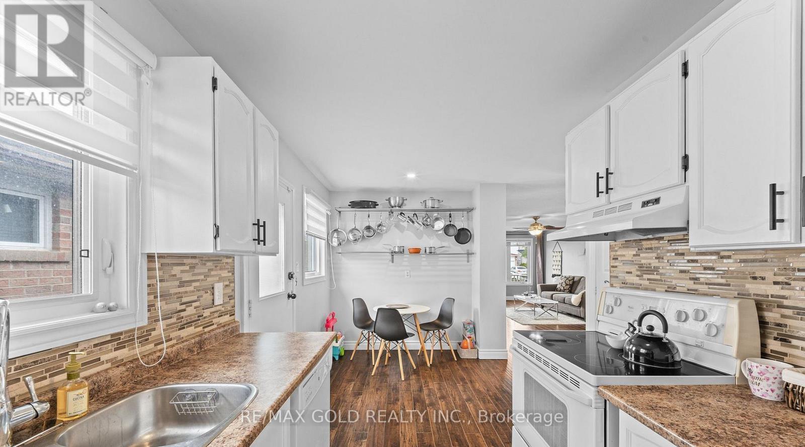 128 Martindale Crescent, Brampton, Ontario  L6X 2V1 - Photo 17 - W13483590
