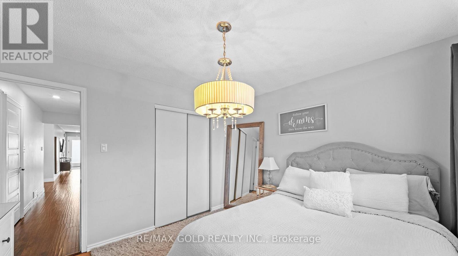 128 Martindale Crescent, Brampton, Ontario  L6X 2V1 - Photo 22 - W13483590