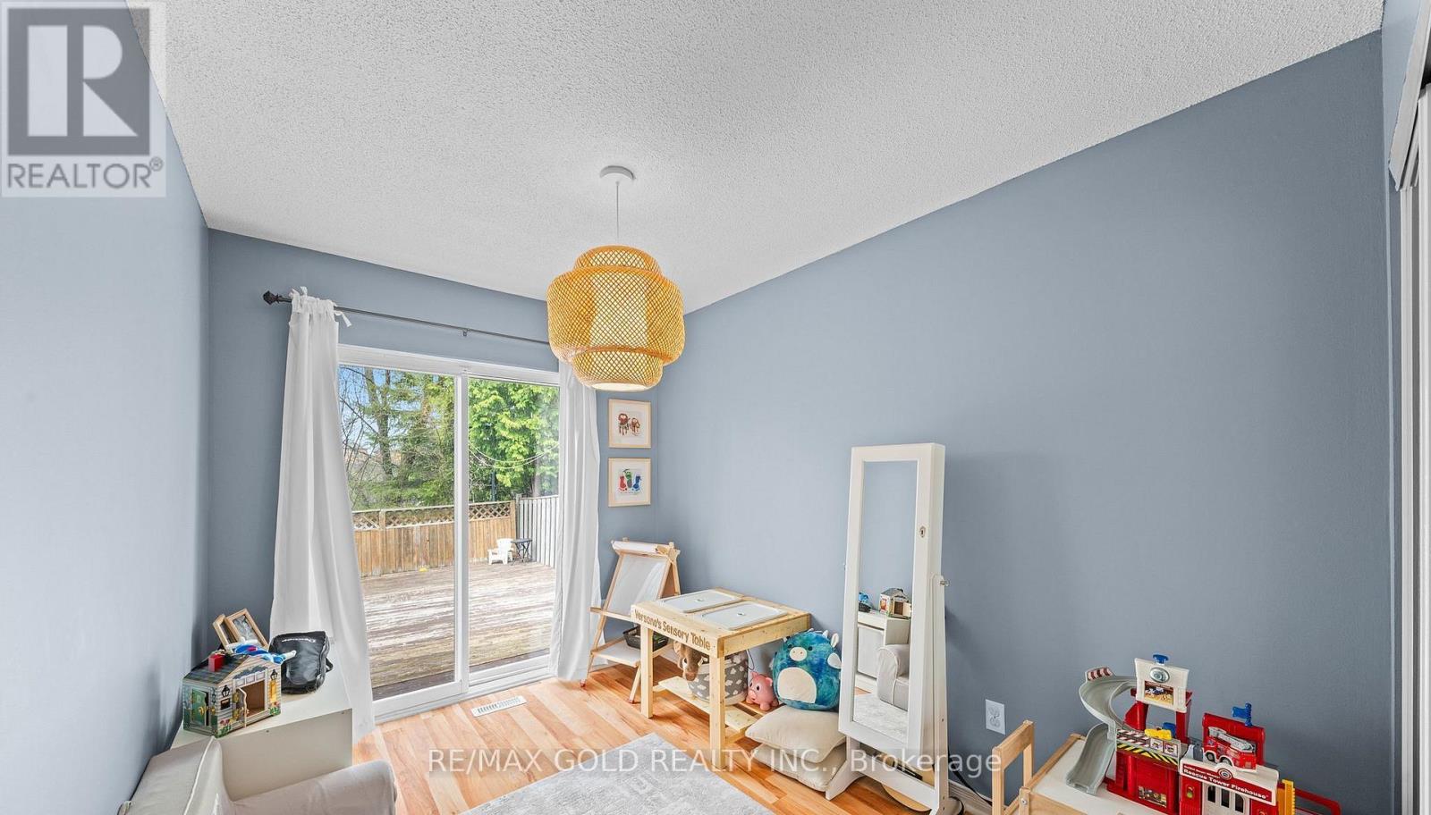 128 Martindale Crescent, Brampton, Ontario  L6X 2V1 - Photo 23 - W13483590