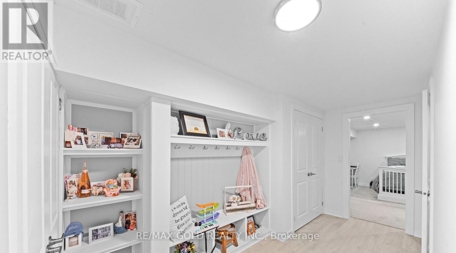 128 Martindale Crescent, Brampton, Ontario  L6X 2V1 - Photo 35 - W13483590