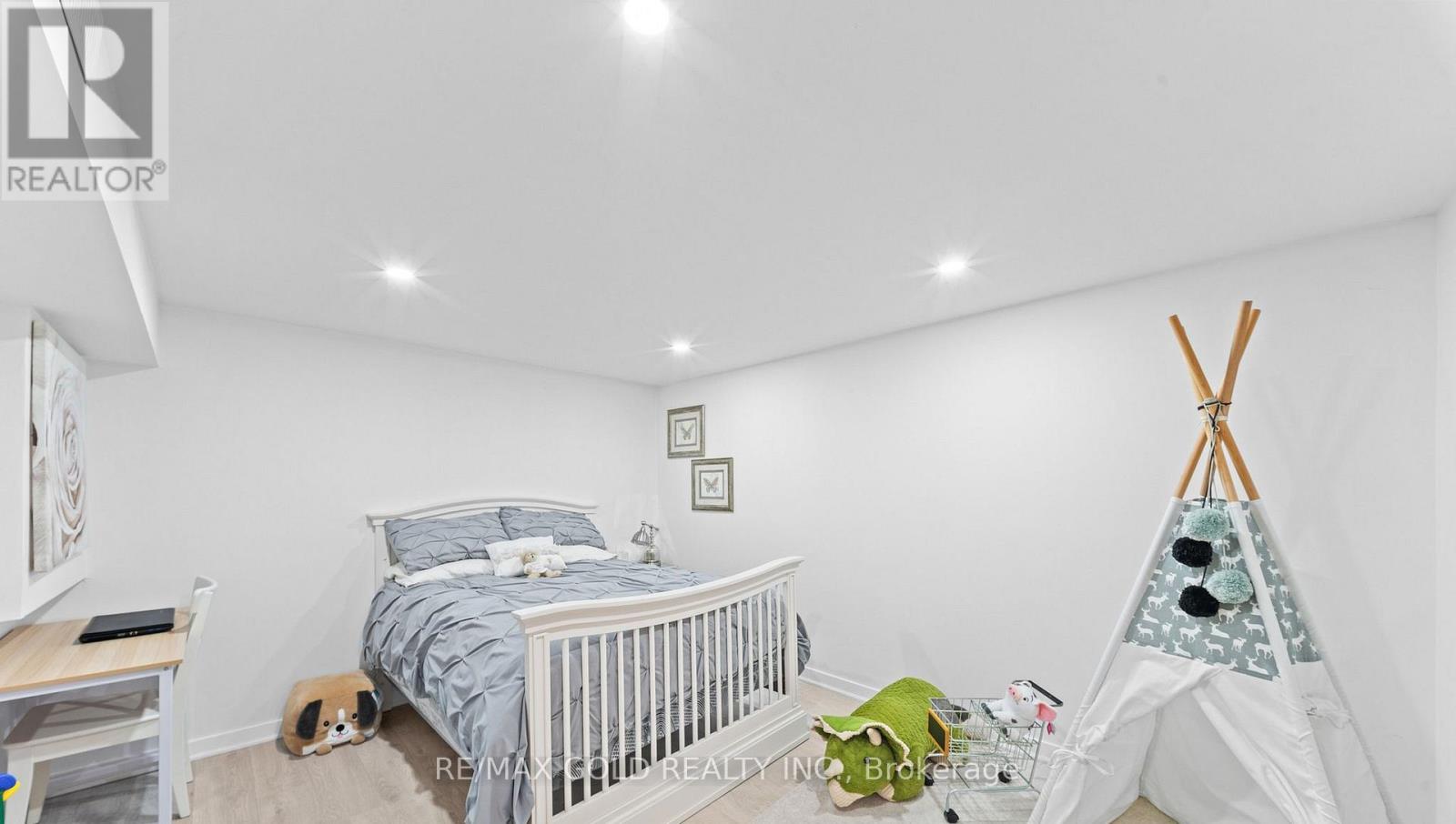 128 Martindale Crescent, Brampton, Ontario  L6X 2V1 - Photo 36 - W13483590