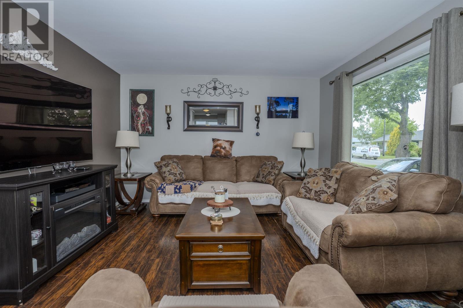 728 Linwood Cres, Thunder Bay, Ontario  P7E 2S1 - Photo 8 - TB2601557