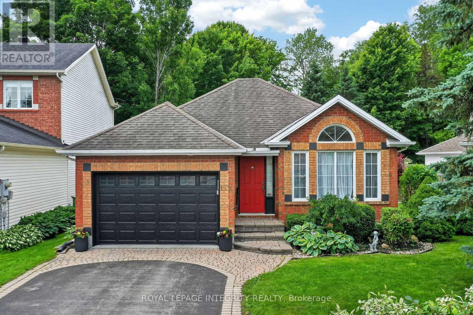 1535 BONNEVILLE CRESCENT, Ottawa, Ontario