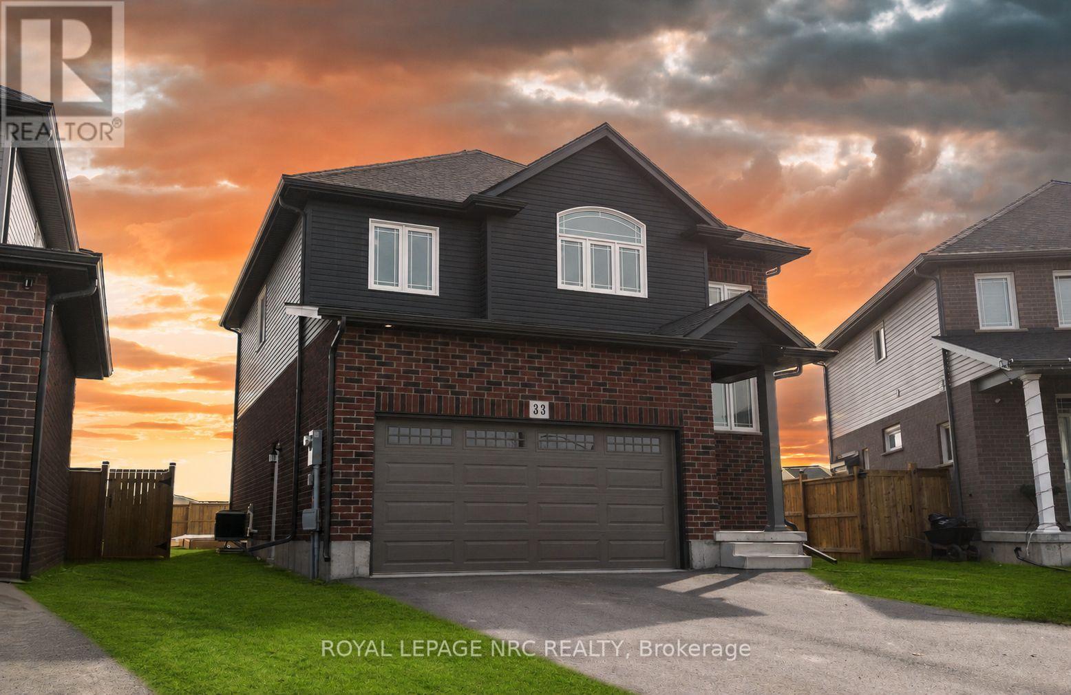 33 Cinnamon Street, Thorold, Ontario  L2V 0H6 - Photo 1 - X13483796