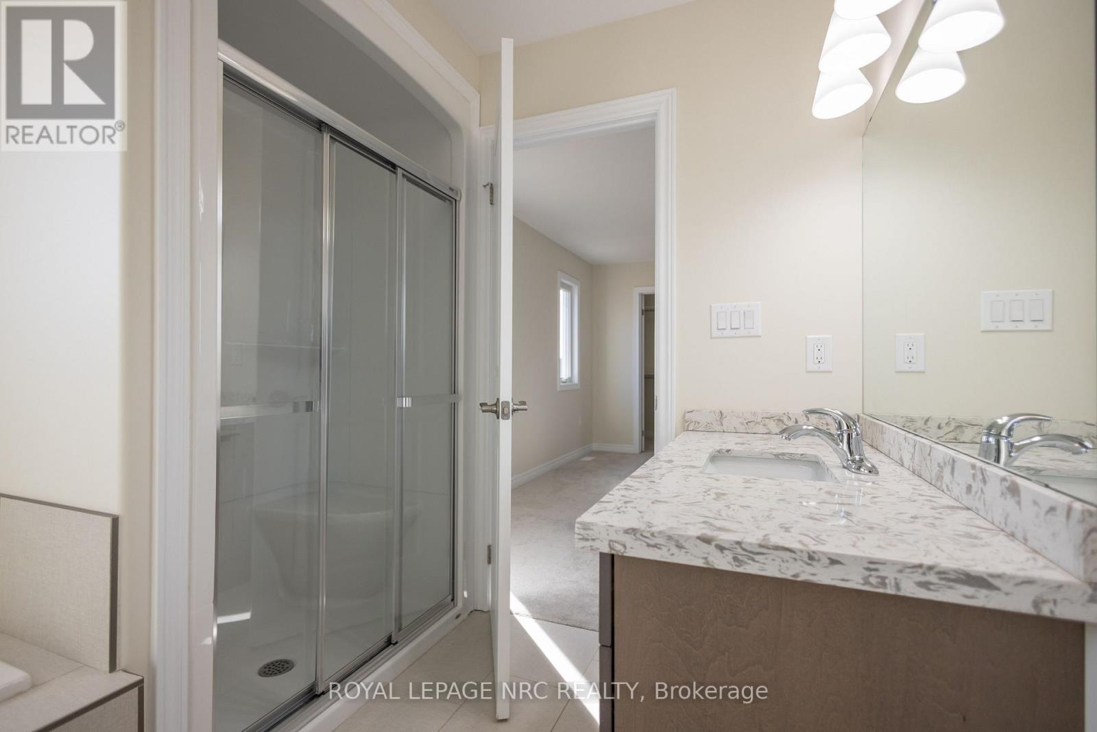 33 Cinnamon Street, Thorold, Ontario  L2V 0H6 - Photo 13 - X13483796