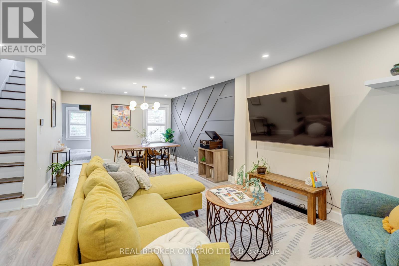 39 East Bend Avenue S, Hamilton, Ontario L8M 3E4 - Photo 4 - X13483454