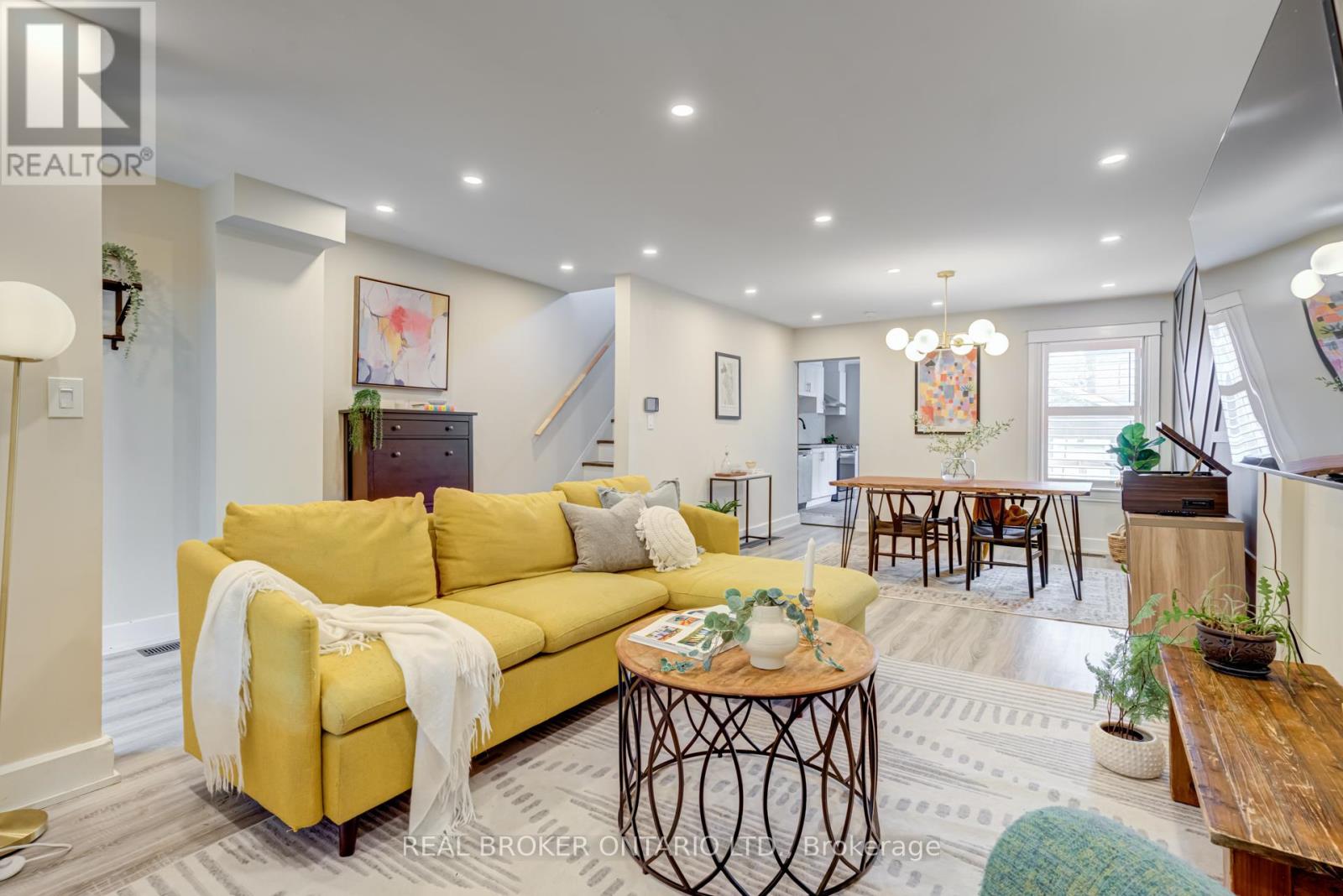 39 East Bend Avenue S, Hamilton, Ontario L8M 3E4 - Photo 8 - X13483454