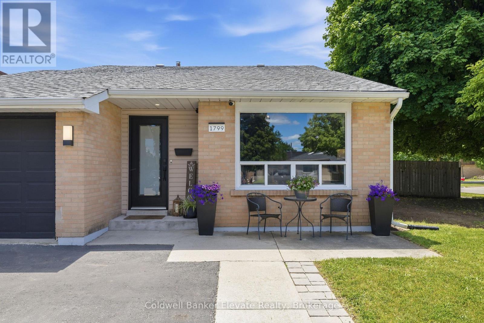 1799 Briarwood Drive, Cambridge, Ontario N3H 5A6 - Photo 3 - X13483484