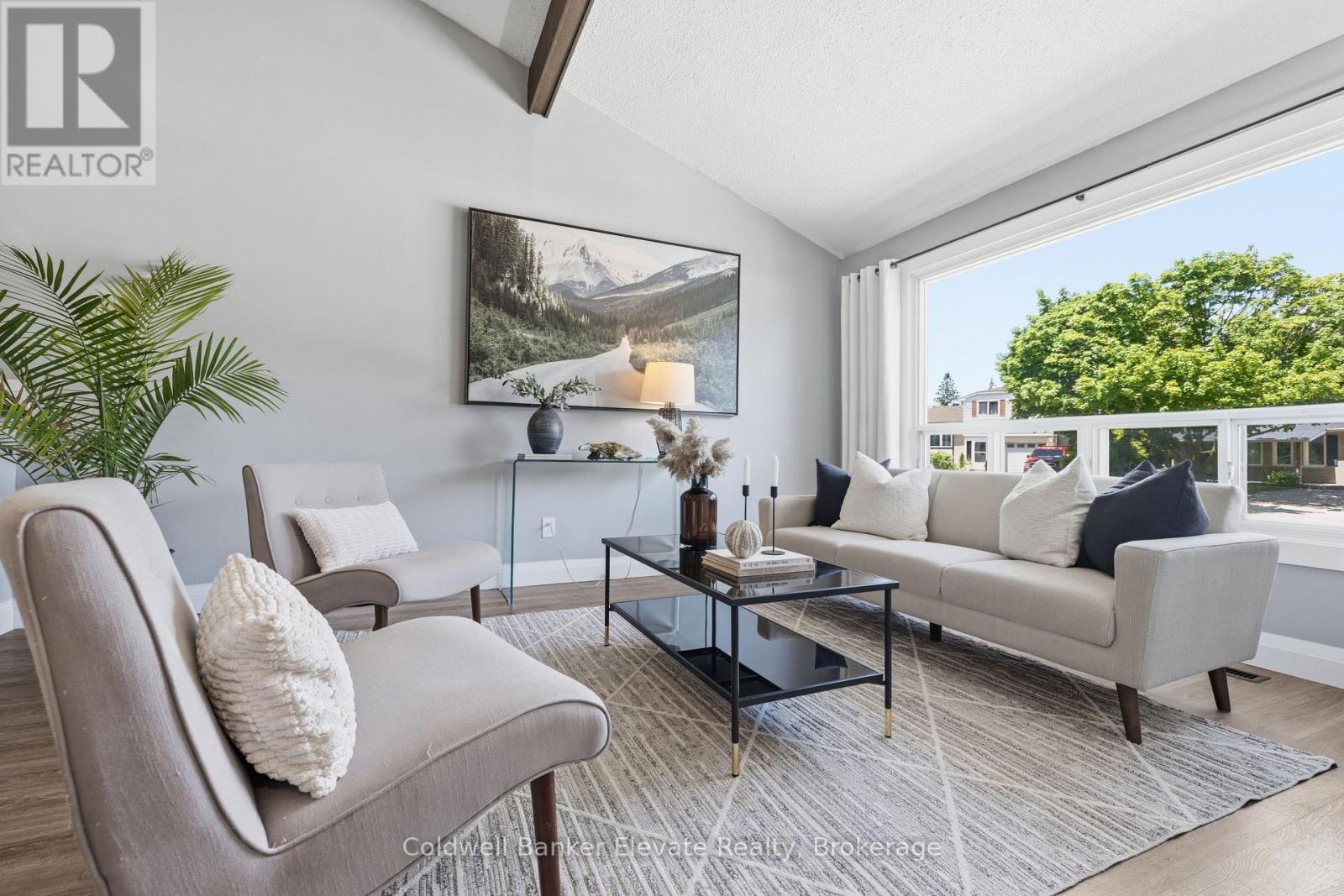 1799 Briarwood Drive, Cambridge, Ontario N3H 5A6 - Photo 6 - X13483484