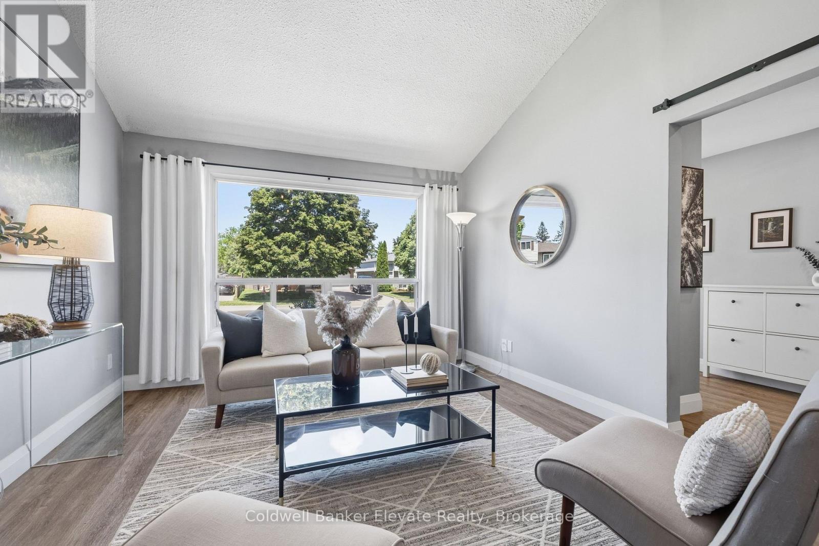 1799 Briarwood Drive, Cambridge, Ontario N3H 5A6 - Photo 8 - X13483484