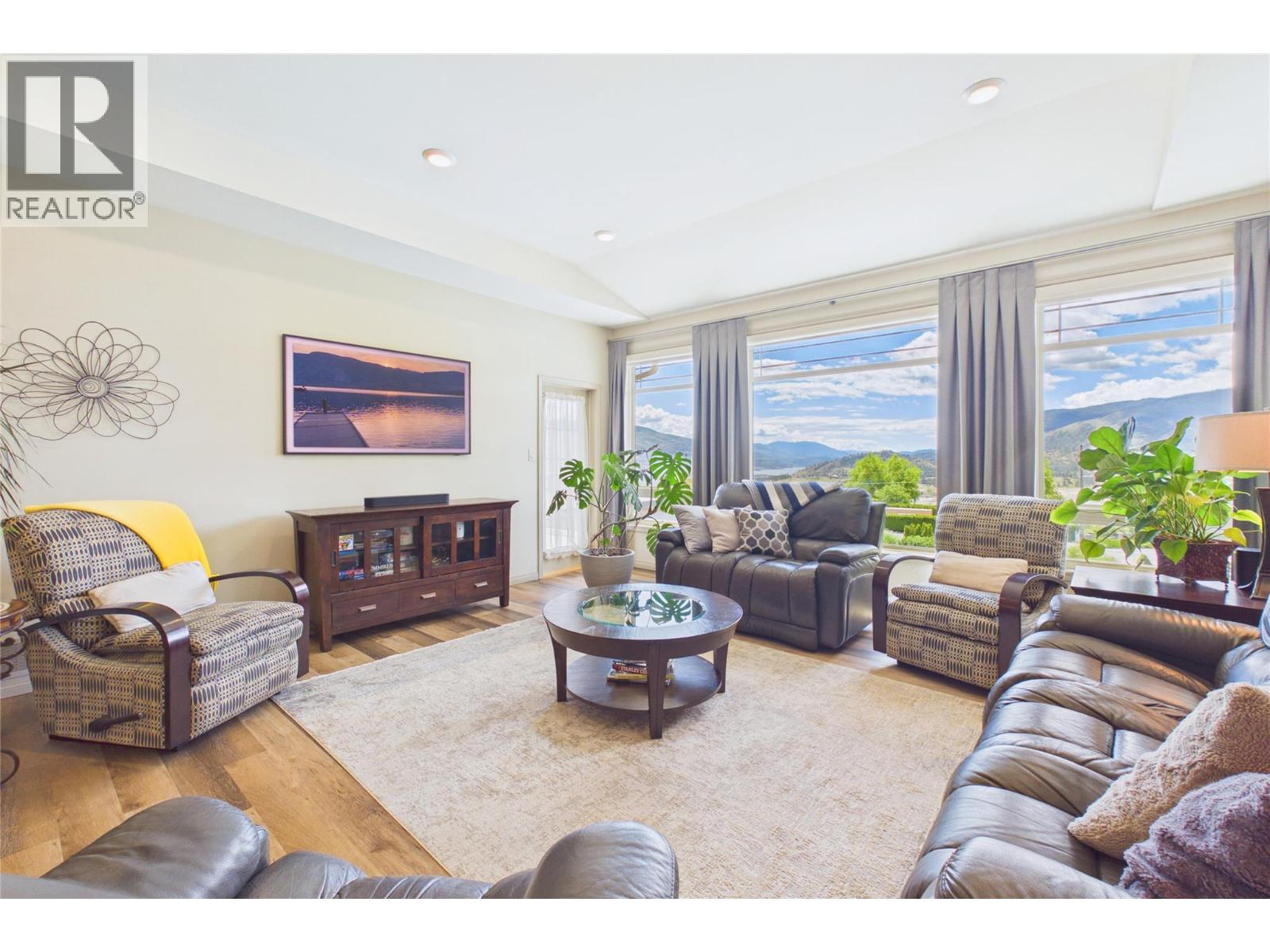 2619 Forsyth Drive, Penticton, British Columbia  V2A 8Y9 - Photo 12 - 10391976