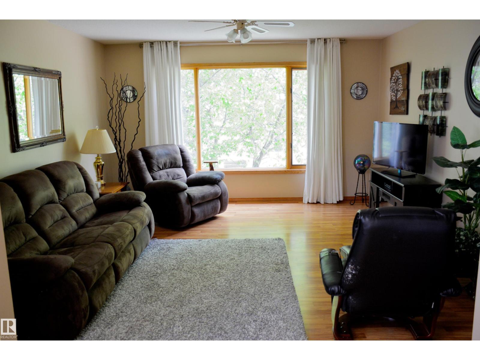 5020 47 St, Barrhead, Alberta  T7N 1H5 - Photo 40 - E4478256