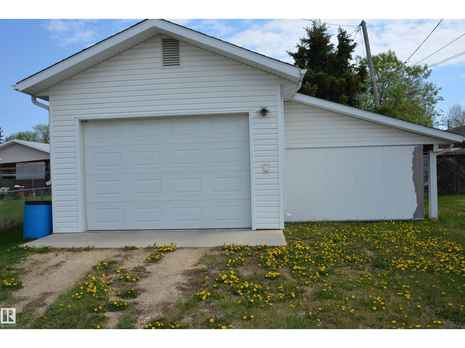 5020 47 St, Barrhead, Alberta  T7N 1H5 - Photo 34 - E4478256