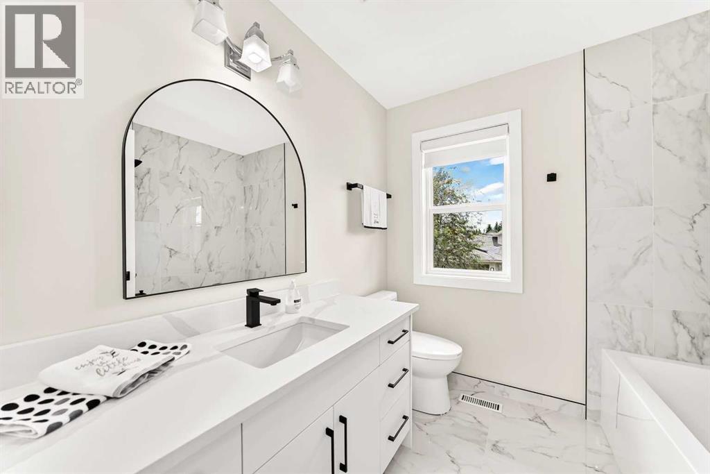 112 Christie Park Manor Sw, Calgary, Alberta  T3H 2E8 - Photo 32 - A2309211