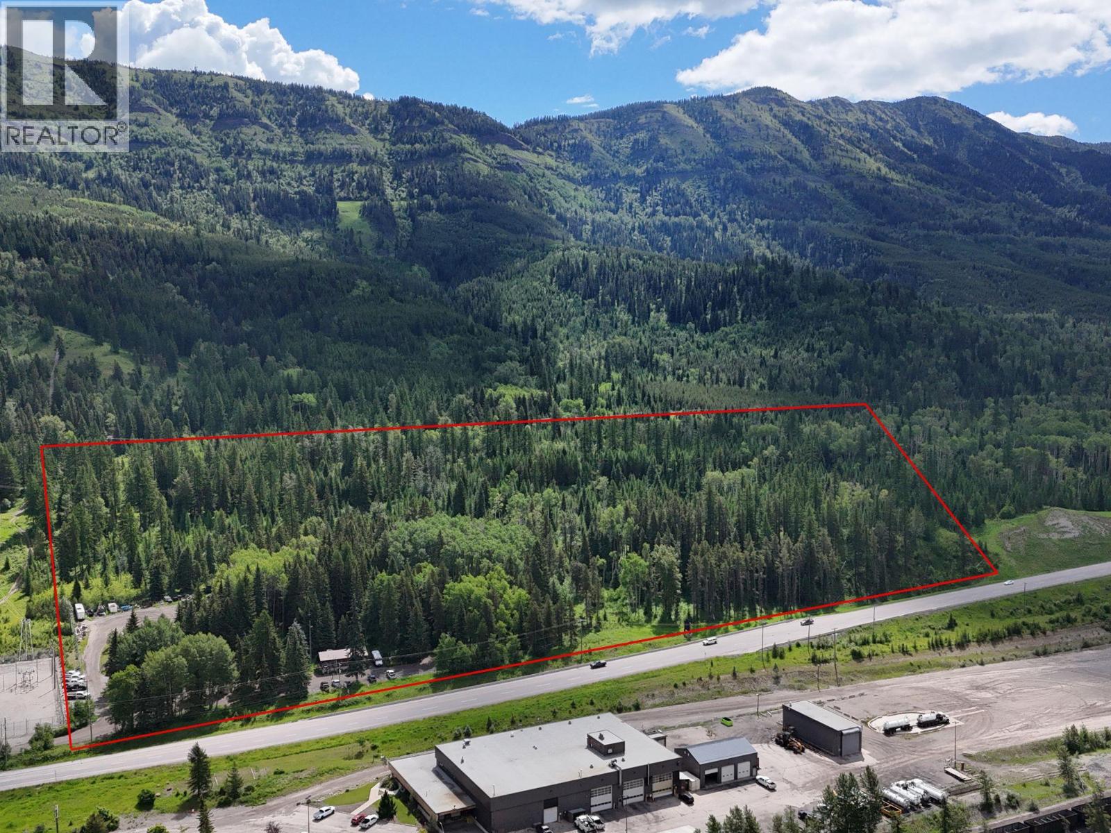 1102 Highway 3, Sparwood, British Columbia  V0B 2G1 - Photo 4 - 10392470