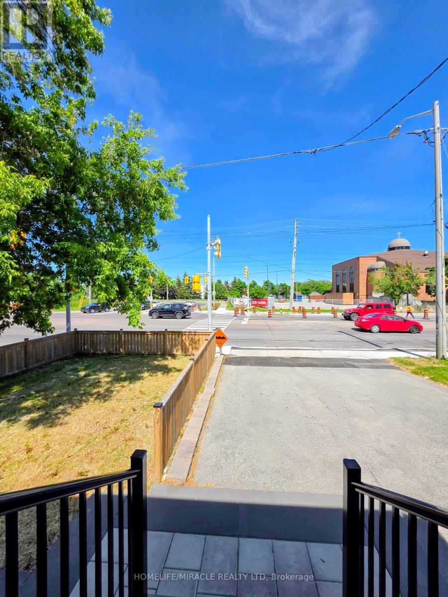 Main - 1382 Warden Avenue, Toronto, Ontario  M1R 2S5 - Photo 3 - E13093666