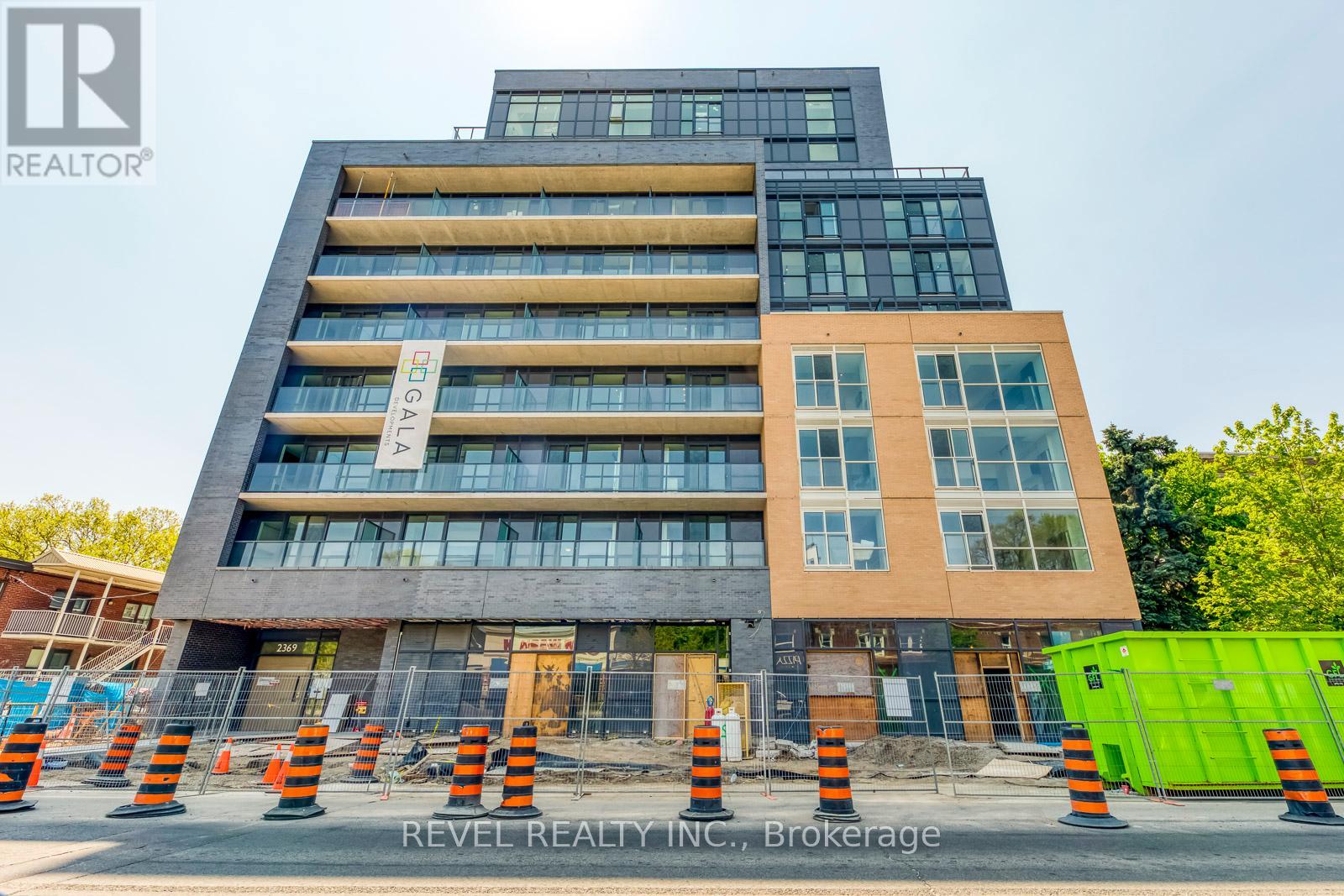 501 - 2369 DANFORTH AVENUE, Toronto, Ontario