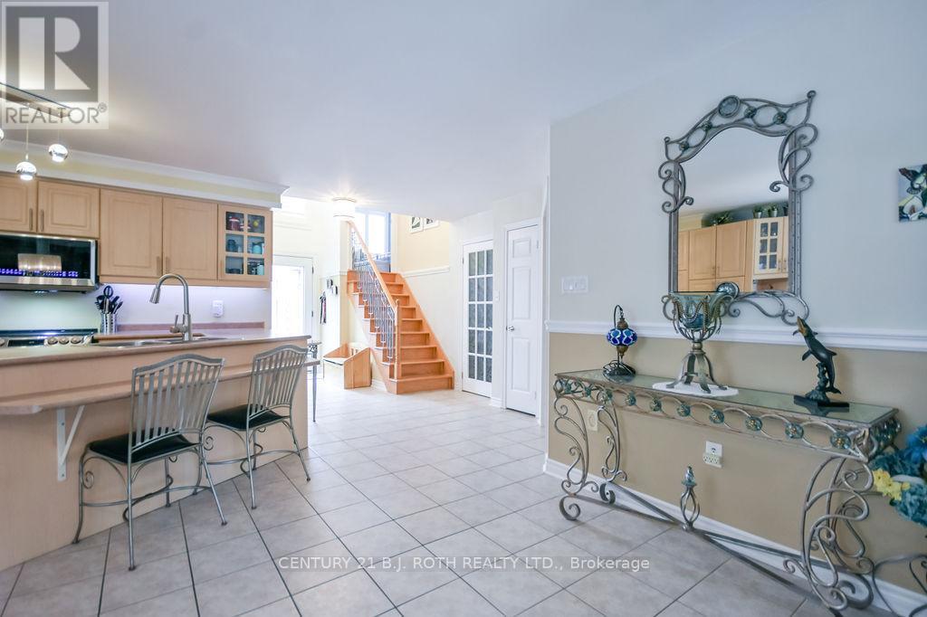 30 Mcavoy Drive, Barrie, Ontario  L4N 0P8 - Photo 15 - S13430962
