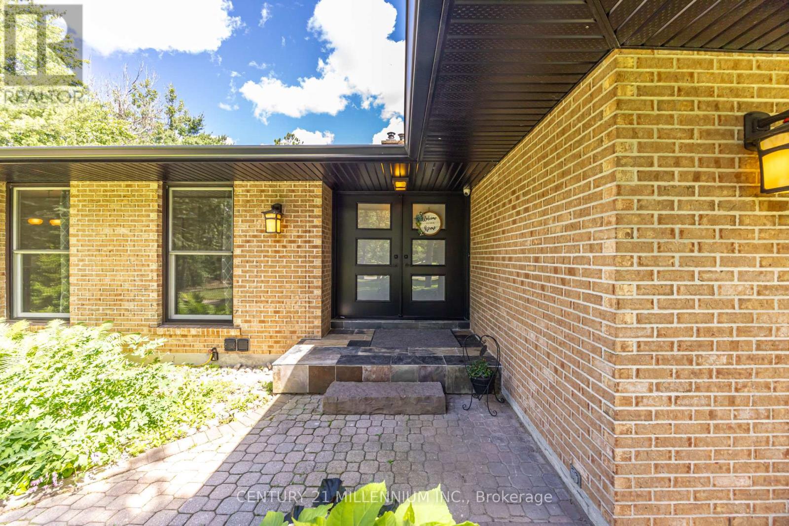 44 Gibson Lake Drive, Caledon, Ontario  L7E 4B2 - Photo 7 - W13474782