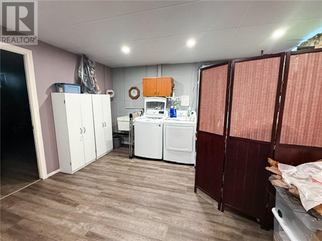 1021-1027 Lasalle Boulevard, Sudbury, Ontario  P3A 1Y1 - Photo 6 - 2128794