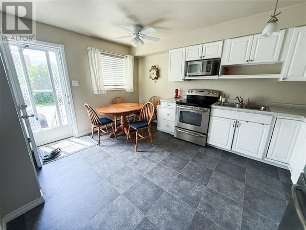1021-1027 Lasalle Boulevard, Sudbury, Ontario  P3A 1Y1 - Photo 8 - 2128794