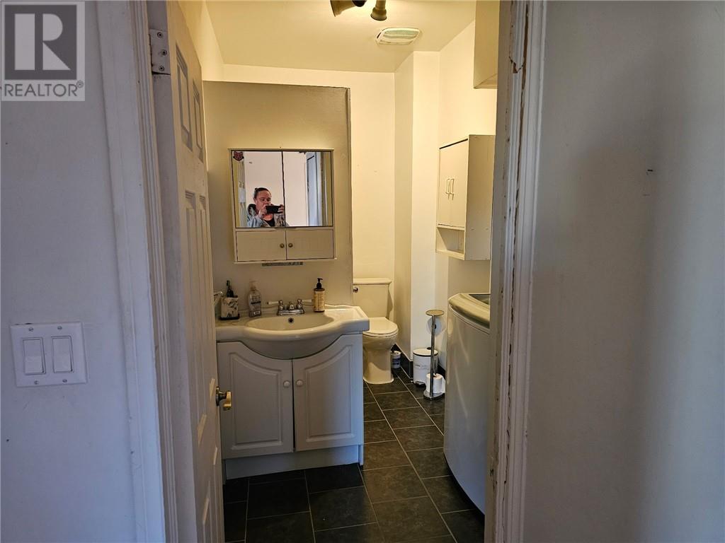 555 Laforest, Greater Sudbury, Ontario  P3c 5J8 - Photo 12 - 2128774