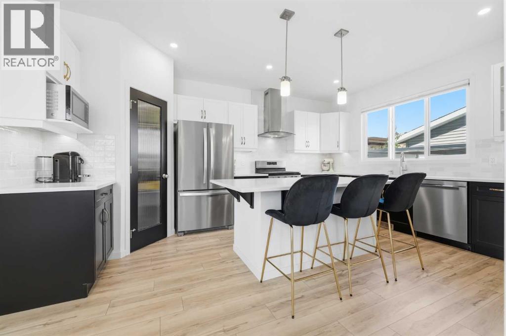 2 Birch Glen, Okotoks, Alberta  T1S 5S9 - Photo 9 - A2318216