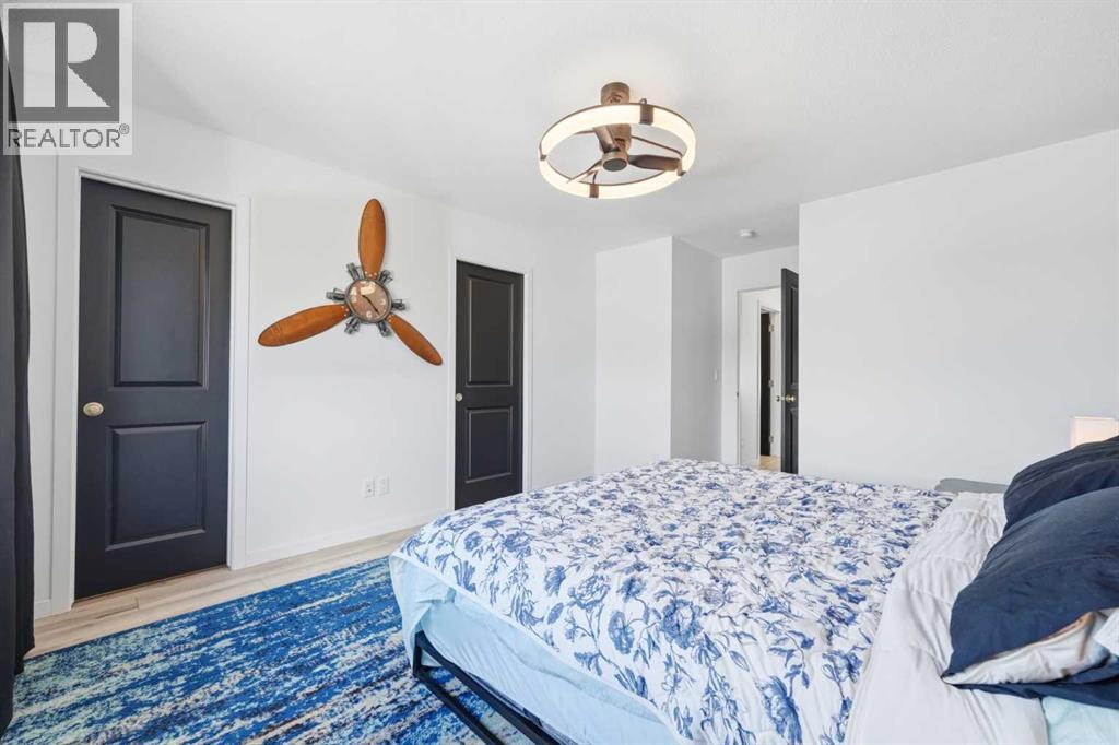2 Birch Glen, Okotoks, Alberta  T1S 5S9 - Photo 17 - A2318216