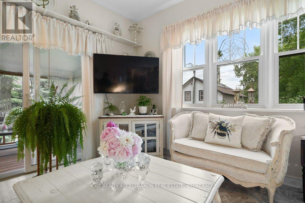 8 Thomas Street, Stone Mills, Ontario  K0K 2A0 - Photo 13 - X13484002