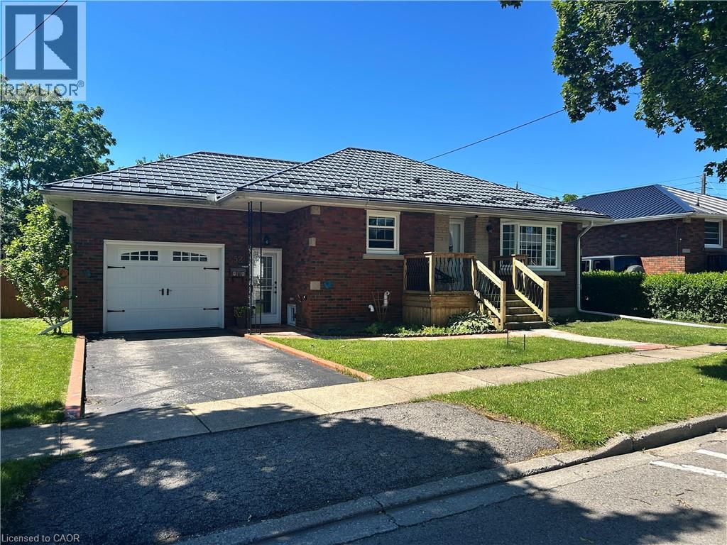 52 Carter Street, Port Colborne, Ontario  L3K 3J6 - Photo 2 - 40837750