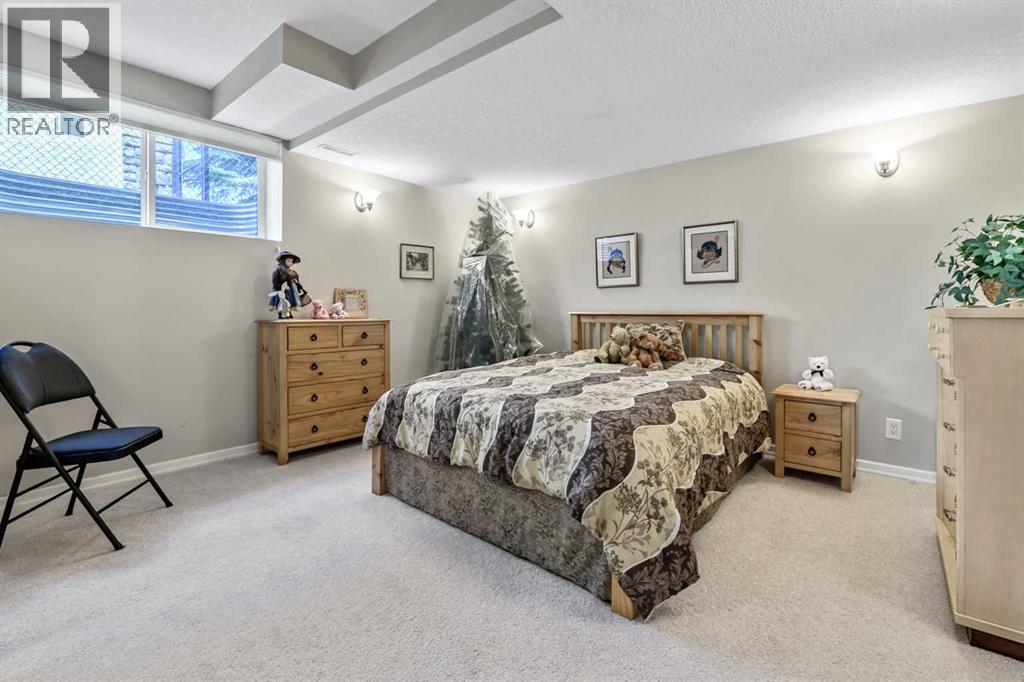 246 Crystal Shores Drive, Okotoks, Alberta  T1S 2C5 - Photo 36 - A2322355