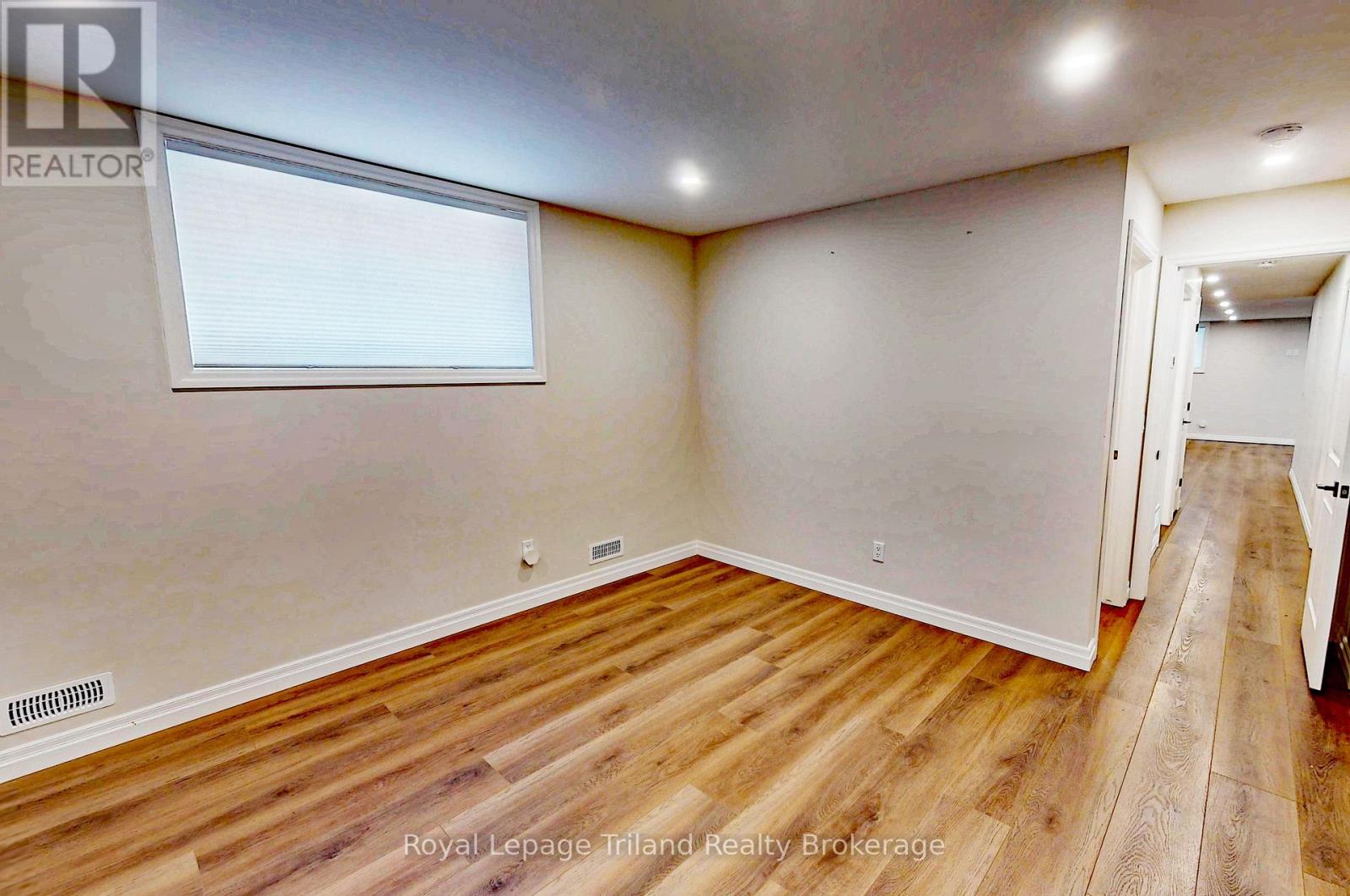 2 - 18 Winniett Street, Woodstock, Ontario  N4S 5Z3 - Photo 10 - X13484024