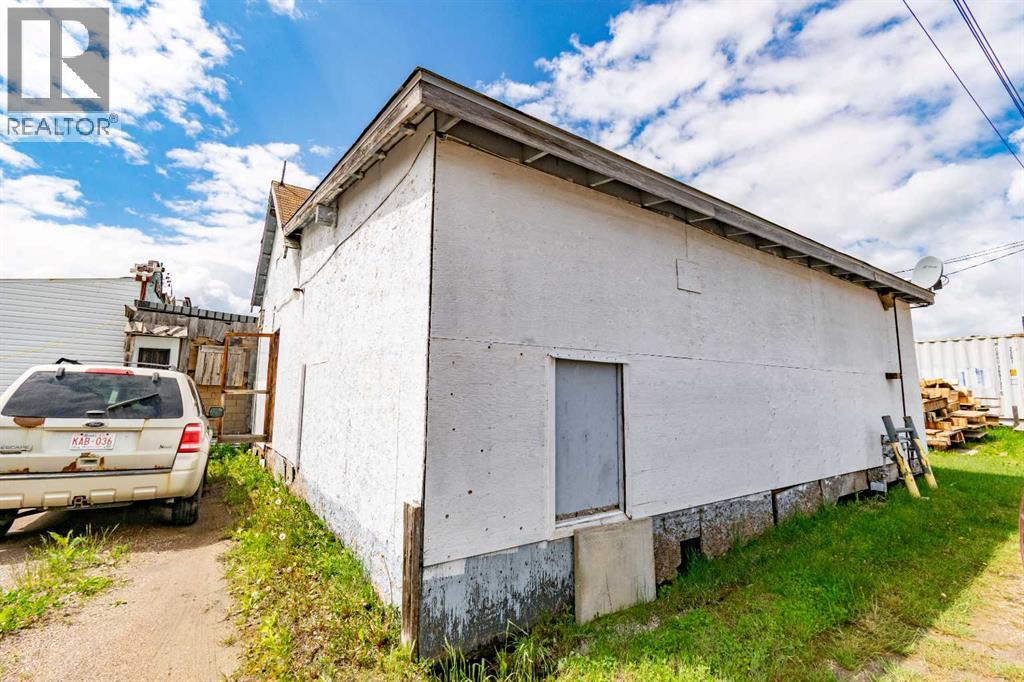 44 Main Street E, Big Valley, Alberta  T0J 0G0 - Photo 27 - A2323868