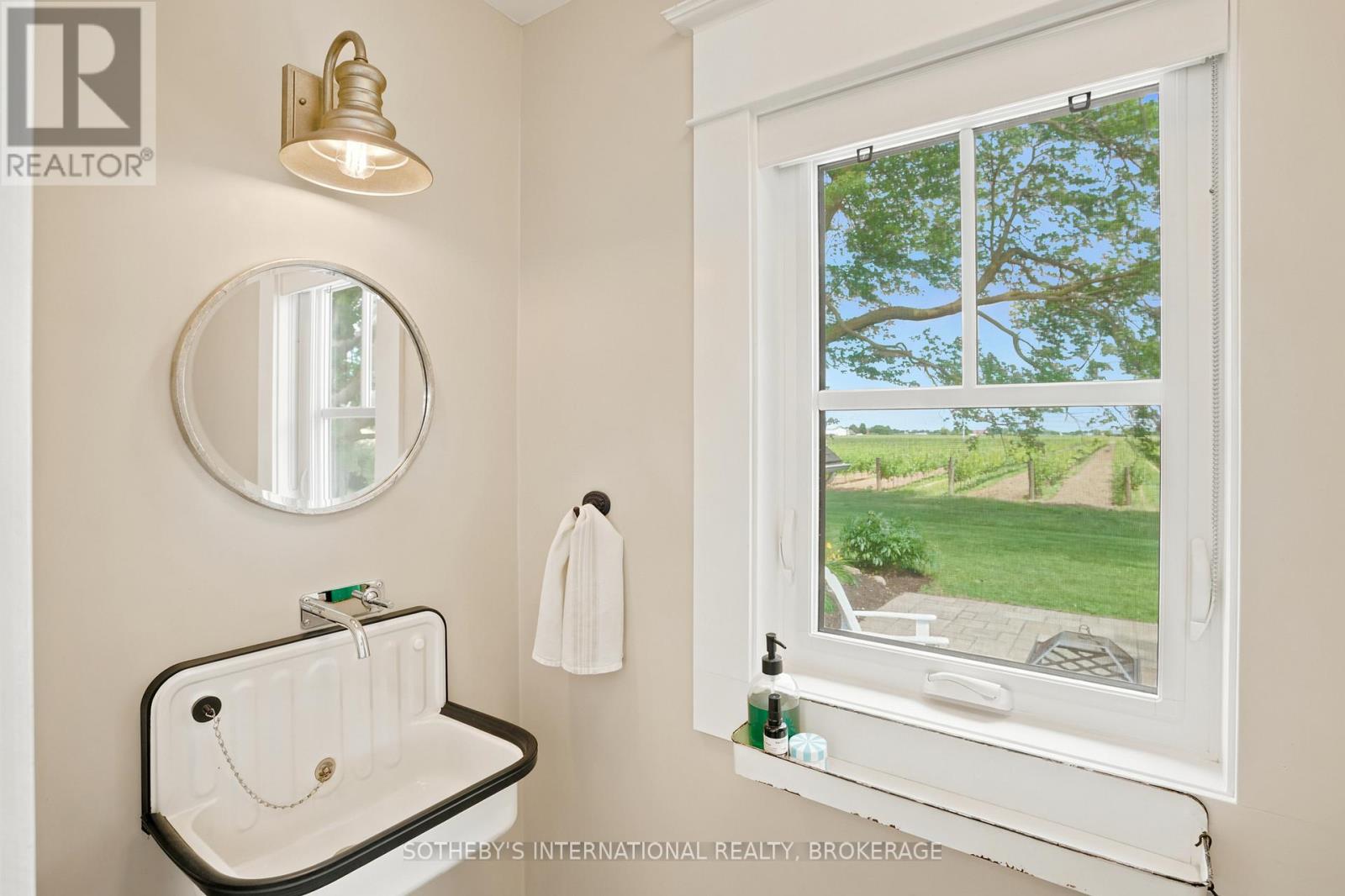 1080 Line 3 Road, Niagara-On-The-Lake, Ontario  L0S 1J0 - Photo 37 - X13483882