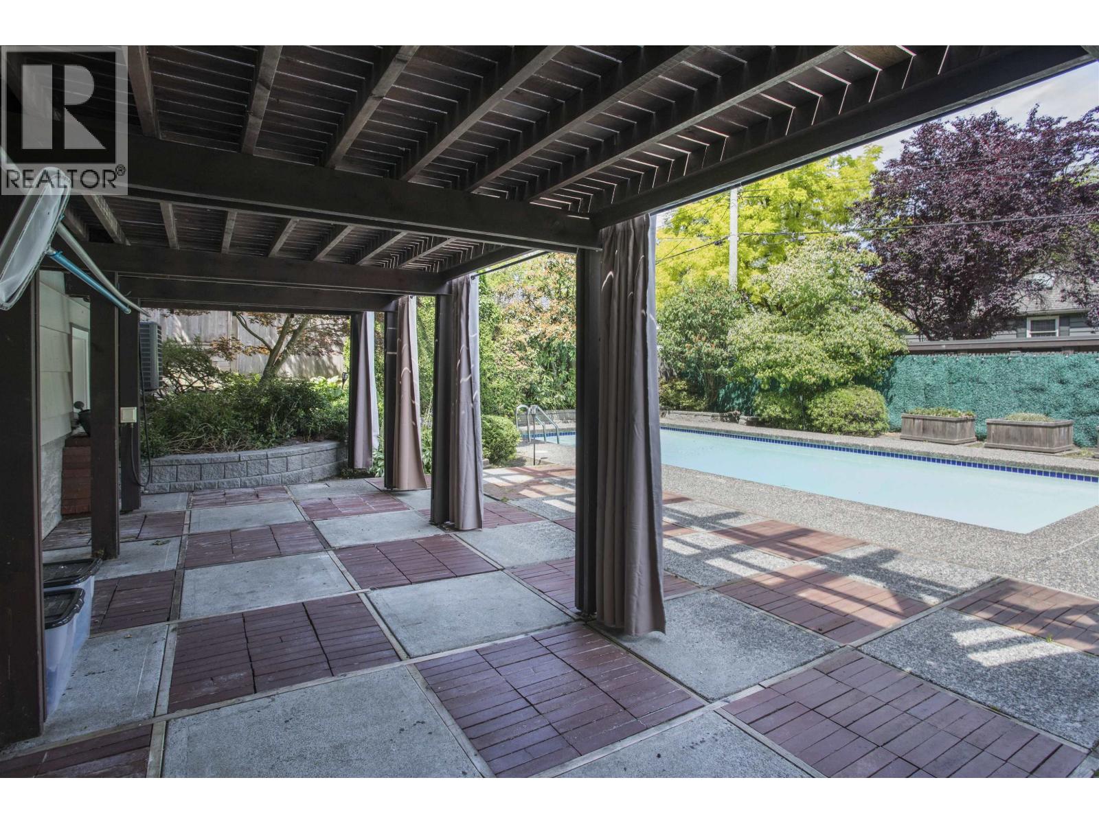 3877 W Broadway, Vancouver, British Columbia  V6R 2C2 - Photo 32 - R3139239