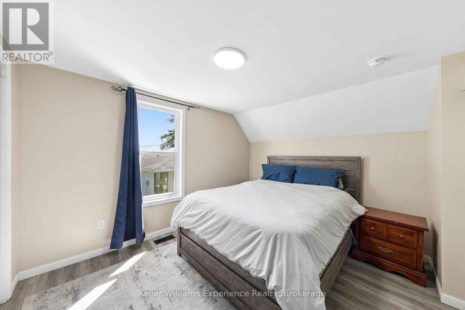 311 Armstrong Street, Tay, Ontario  L0K 1R0 - Photo 14 - S13484028