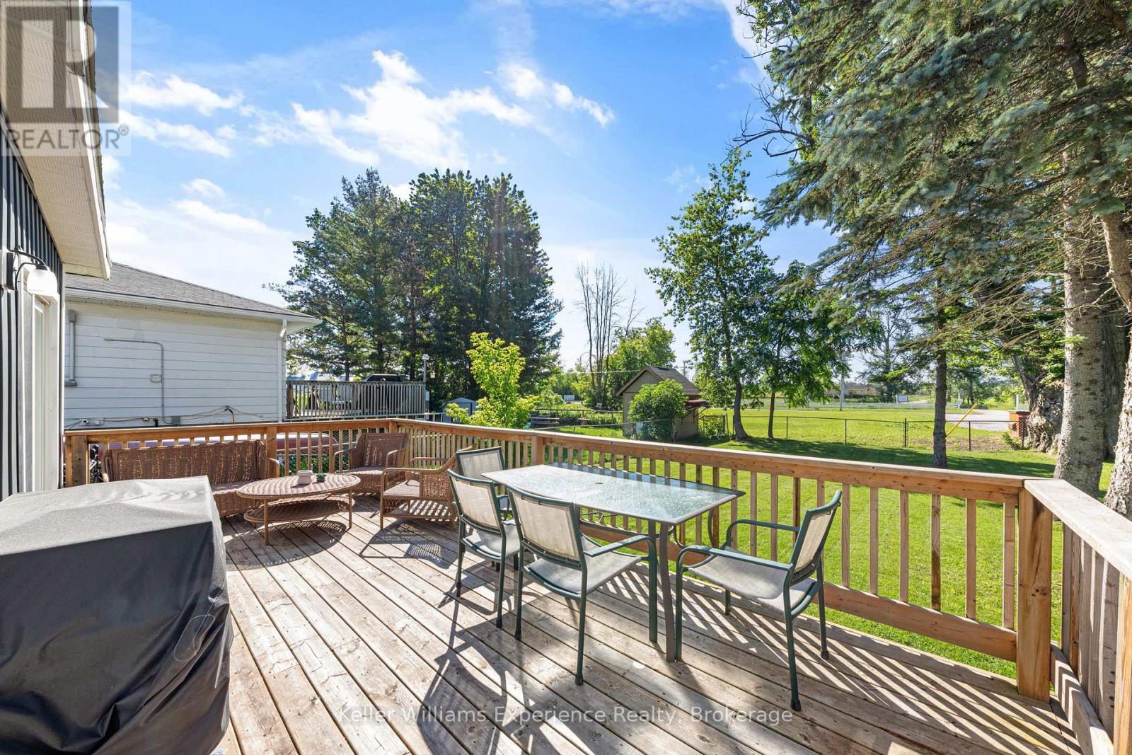 311 Armstrong Street, Tay, Ontario  L0K 1R0 - Photo 15 - S13484028