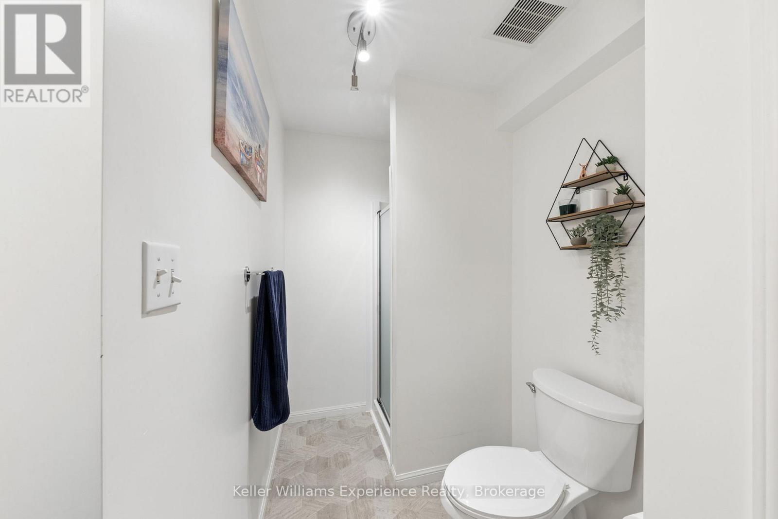 311 Armstrong Street, Tay, Ontario  L0K 1R0 - Photo 9 - S13484028