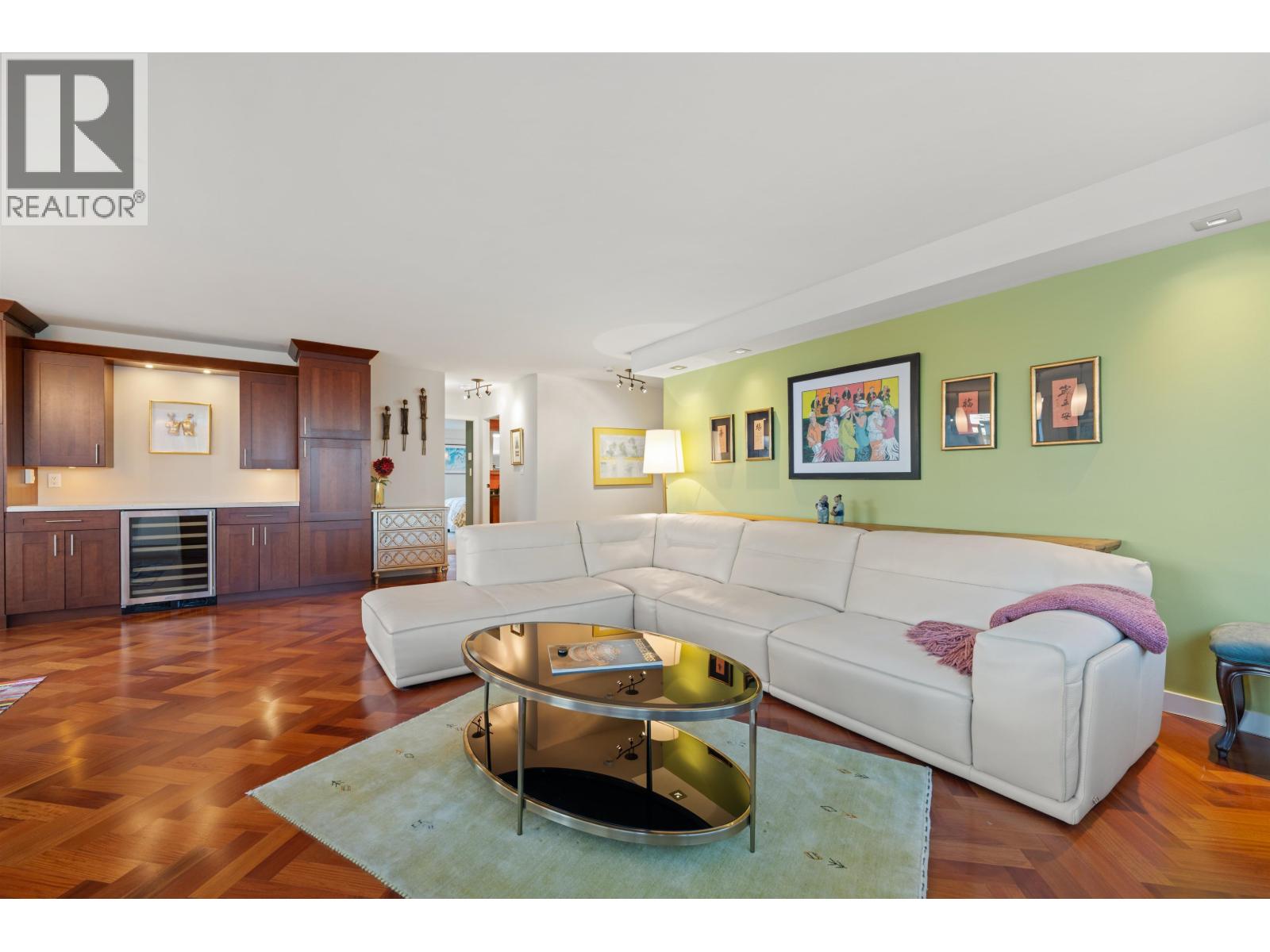 503 2203 Bellevue Avenue, West Vancouver, British Columbia  V7V 4V7 - Photo 2 - R3138869