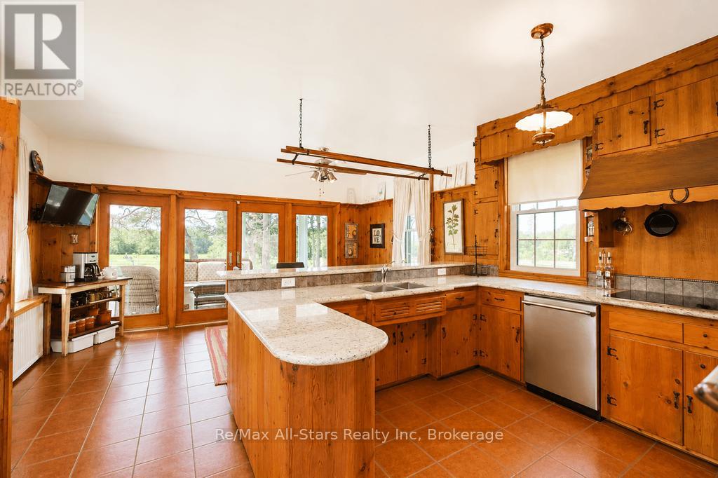 2383 60 Highway, Lake Of Bays, Ontario  P1H 2E5 - Photo 20 - X13483898
