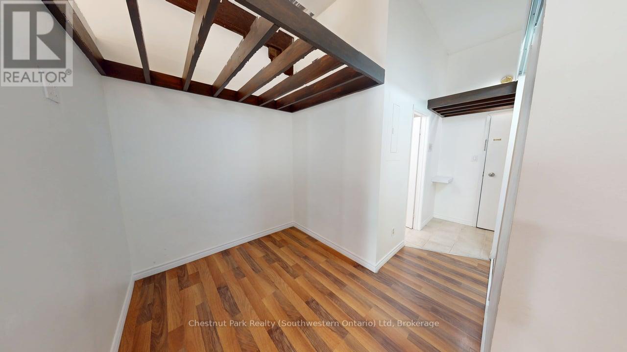 303 - 97 Farquhar Street, Guelph (Downtown), Ontario  N1H 3N4 - Photo 8 - X13484100