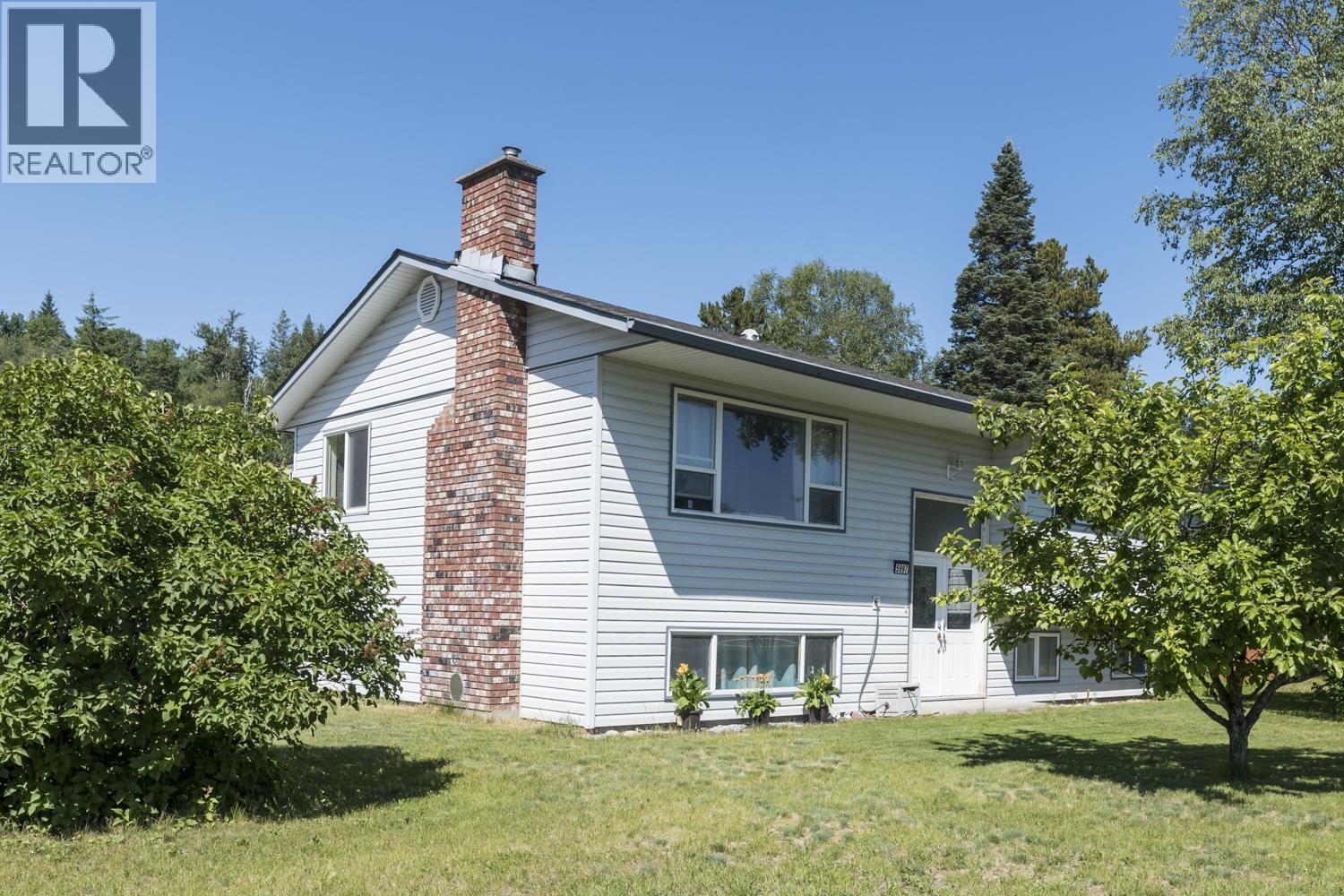 5997 Simon Fraser Avenue, Prince George, British Columbia  V2N 2C7 - Photo 2 - R3139404