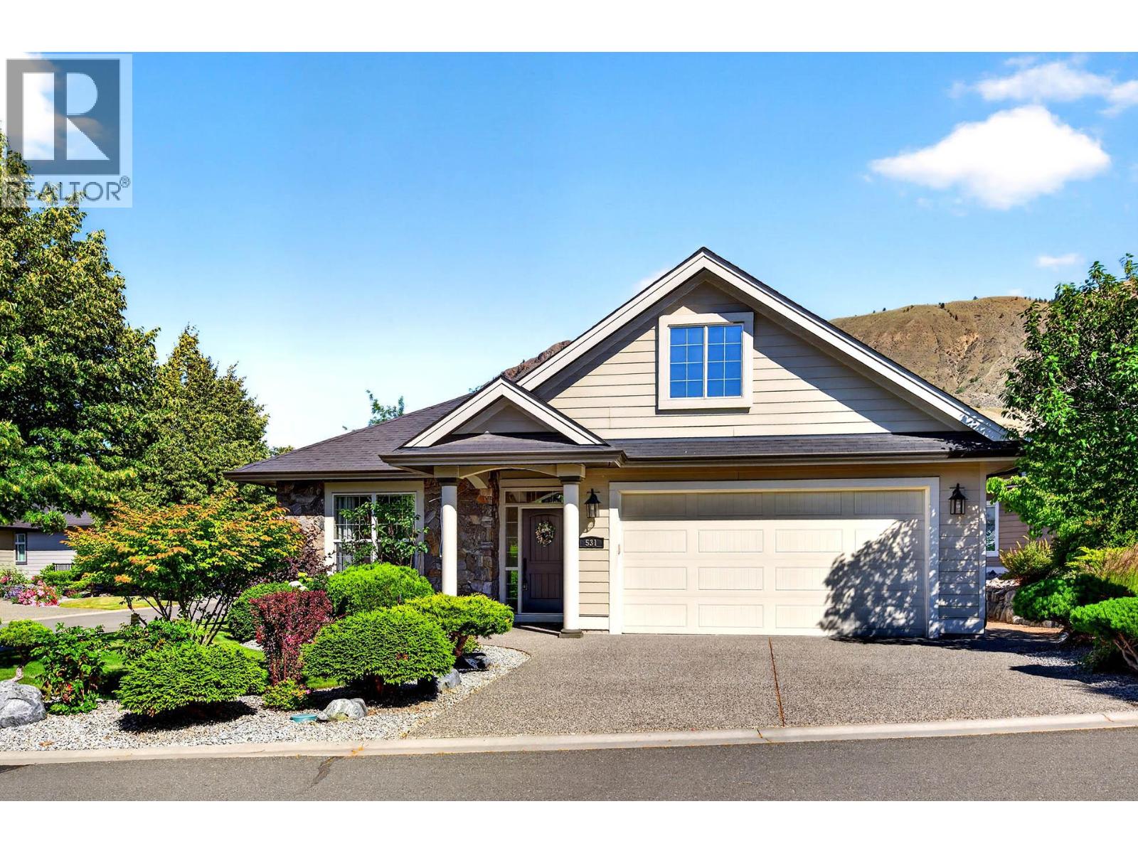 531 STONERIDGE Crescent