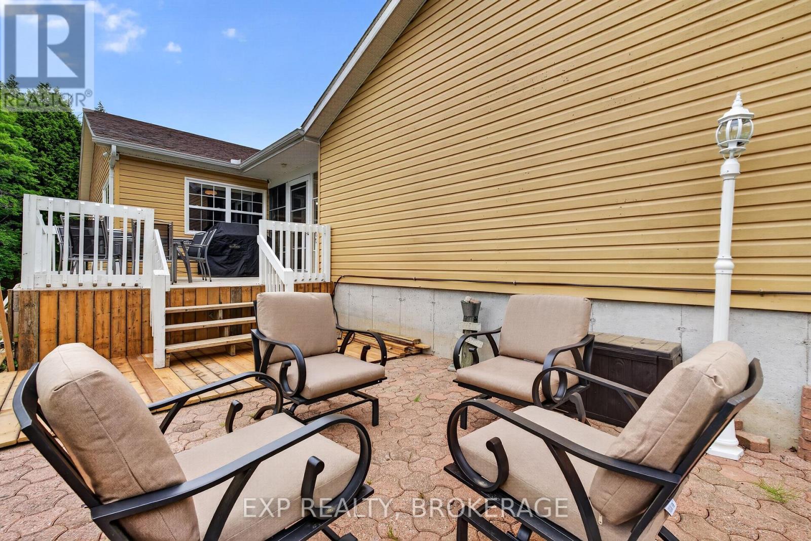 3288 Long Lake Road, Frontenac, Ontario  K0H 2E0 - Photo 32 - X13483704